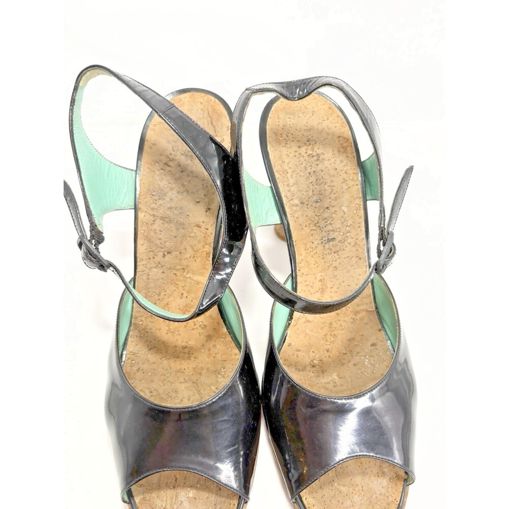 Chanel "Chateau Chanel" Wine Cork Heel Pumps Black Patent w Blue Accent Sz 37.5 - Picture 9 of 12
